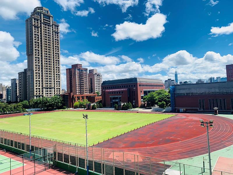 位於大安區的臺灣師範大學,由於位於台北精華地帶,周遭套房的平均每坪月租金超過2000元。