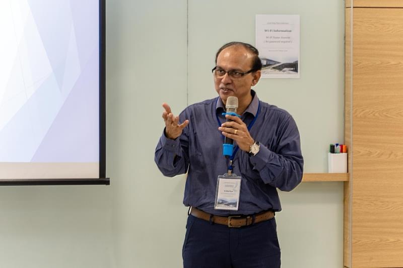 印度加爾各答社會科學研究中心（Centre for Studies in Social Sciences, Calcutta）Saibal Kar 教授以「The Resource Curse in ReverseHow Political Conflict Impacts Oil Rents」為題發表主題演講。