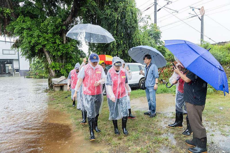 市長高虹安率領市府團隊前往各地勘災。