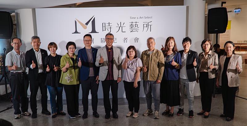 長官及貴賓大合照。