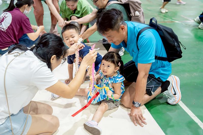 公共托育好安心 幸福育兒愛+1 嘉市首辦公托親子運動會 展現友善育兒成果