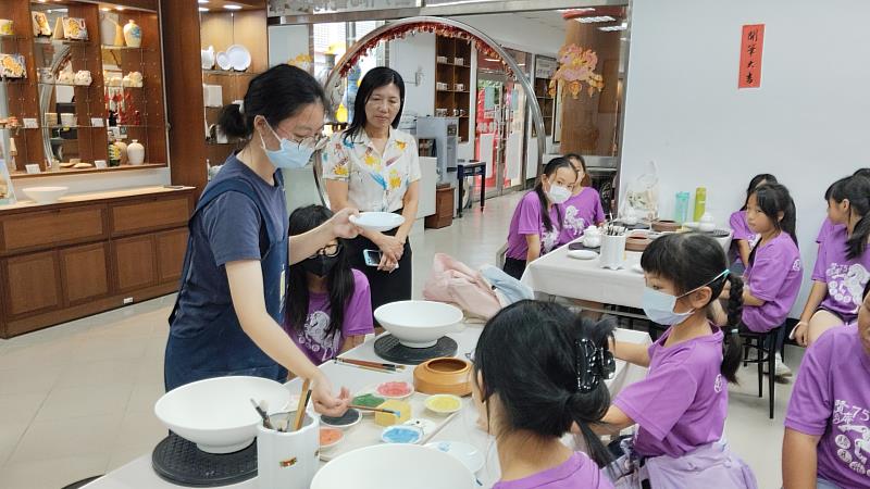 115年救國團「愛‧分享」聚光送愛　陶藝創作點亮偏鄉學童夢想