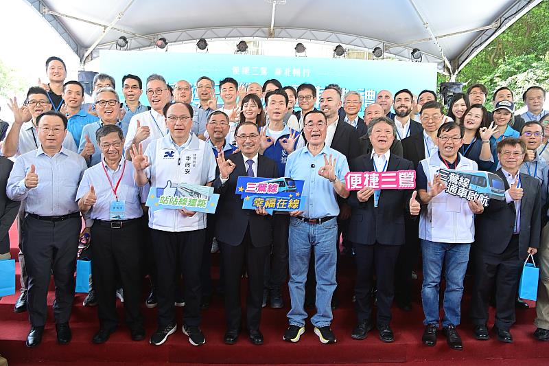 市長向工程團隊致謝。