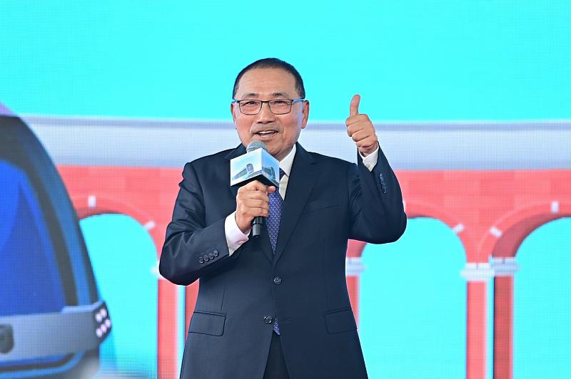 新北市長侯友宜致詞。