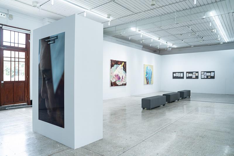 新竹市美術館「百合—直到觸及我們的情感象限」展場一隅。