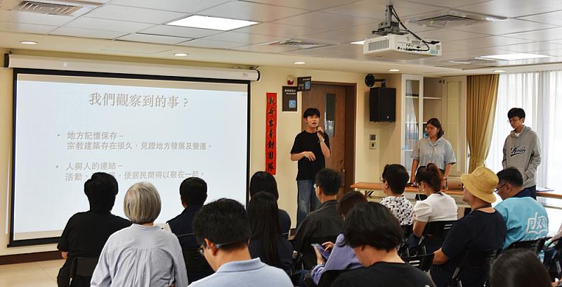 文化大學學生展示地方故事地圖、空間改善模型及社區GIS資料庫，分享一學期田野調查與跨域合作的學習成果。