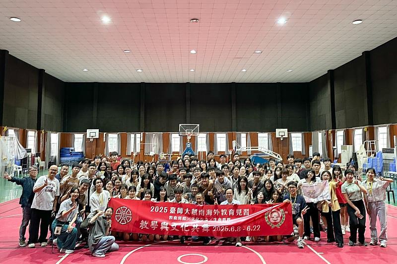 顏志凌參與教育部台灣夢.越南行計畫,觀察跨文化教學與國內實踐的相異之處。