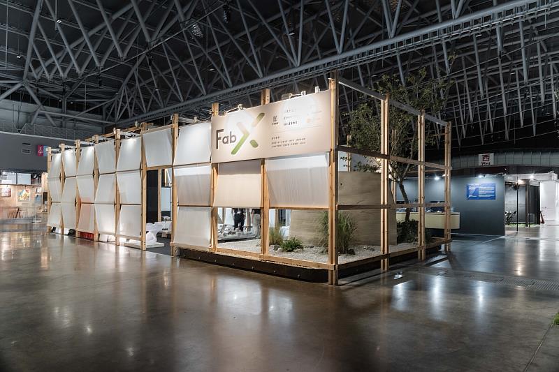 設研院與樂土共同研發C-STONE灰泥與模泥,再度前進好感空間展。