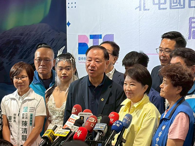 北屯國民暨兒童運動中心開幕,臺中市盧秀燕市長及救國團葛永光主任與各界貴賓出席開幕典禮。