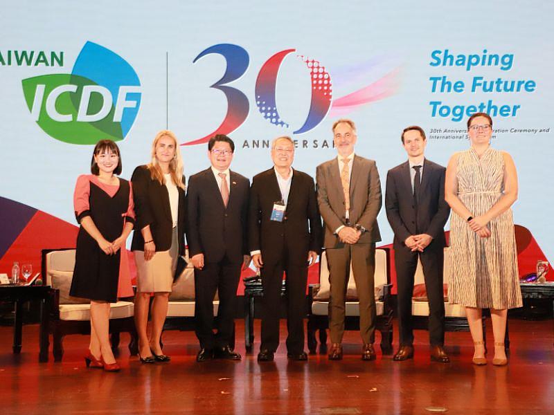 Group photo of the second panel discussion guests.