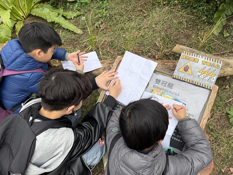 超優惠票價，3-12歲孩童購票即贈遊戲代幣，歡迎機關團體洽詢