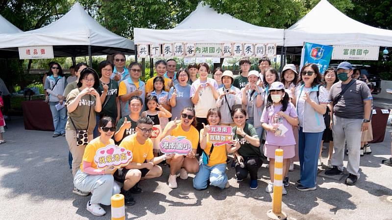 高虹安市長與親子同樂，體驗趣味闖關。