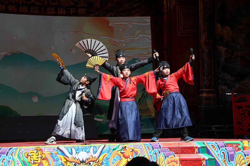 藝術下鄉廟藝傳埕邁向第六年 歌仔戲國寶級演員呂雪鳳助陣掀高潮