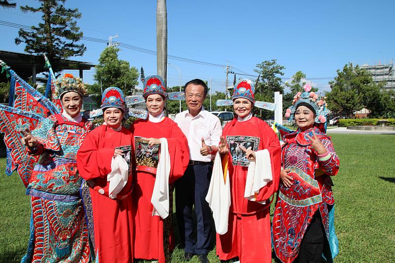 藝術下鄉廟藝傳埕邁向第六年 歌仔戲國寶級演員呂雪鳳助陣掀高潮