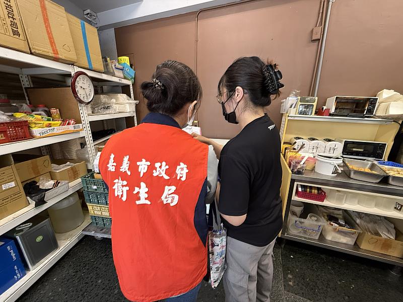 嘉義市啟動分層風險管理督促業者6日午夜前完成預防性下架。