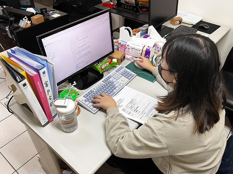 學員小婕參加青年專班後成功轉職企劃人員。