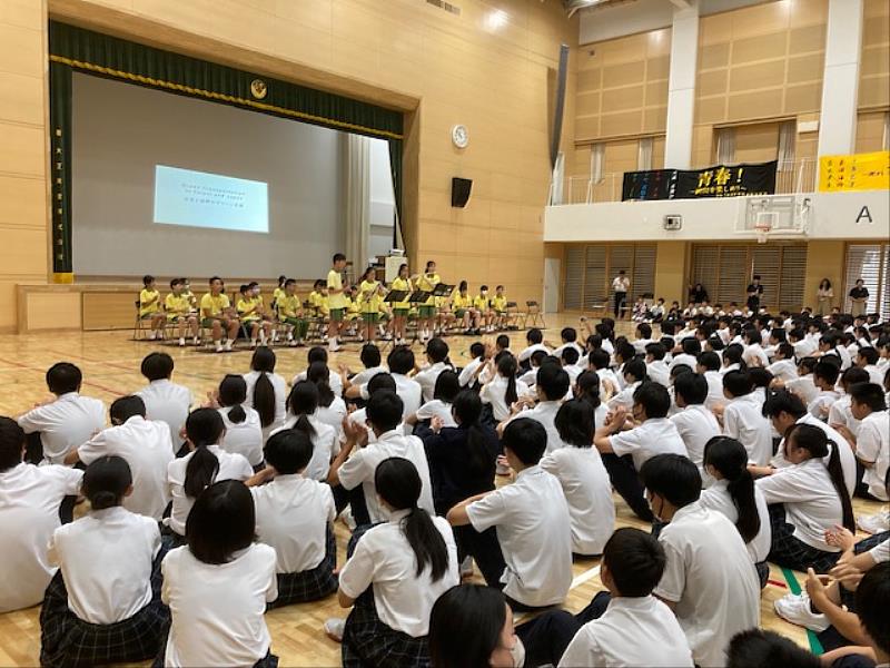 明德國中管樂器表演。