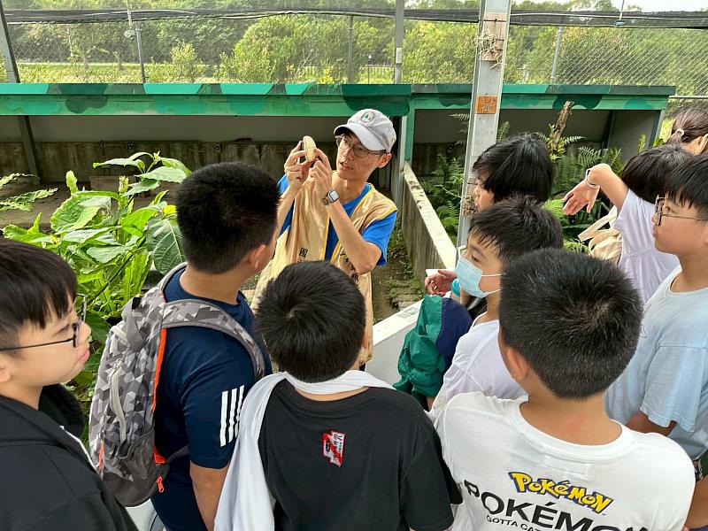 參訪活動將帶領師生近距離觀察臺灣原生龜類,認識龜類各種有趣的身體構造及習性