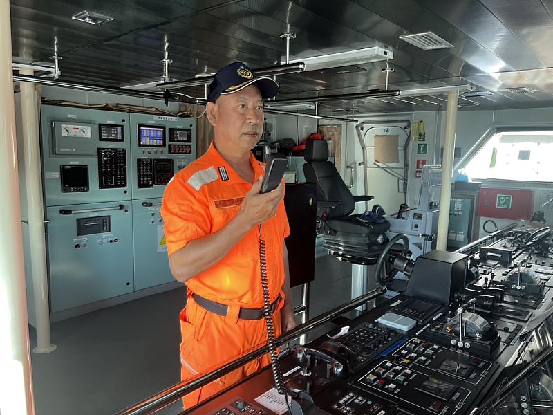古艦長執勤畫面