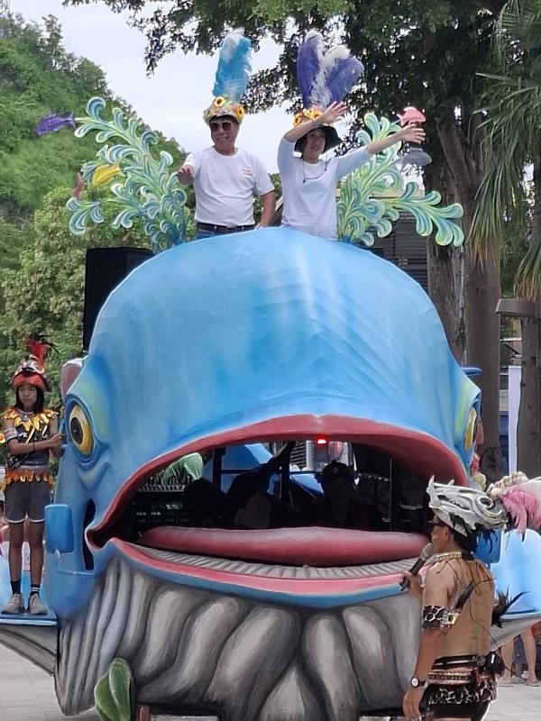 「台東博覽會 X 踩街嘉年華」鐵花路震撼登場。