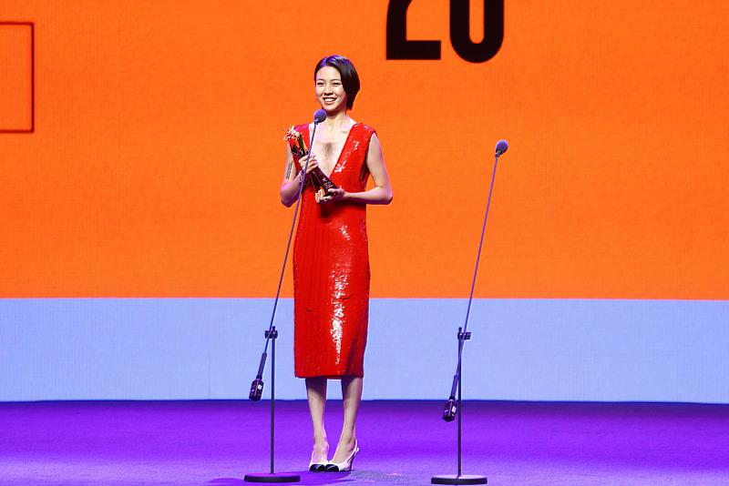世新圖傳系校友馬士媛以《左撇子女孩》榮獲第28屆台北電影獎最佳新演員。（攝影：蔡耀徵，台北電影節提供）
