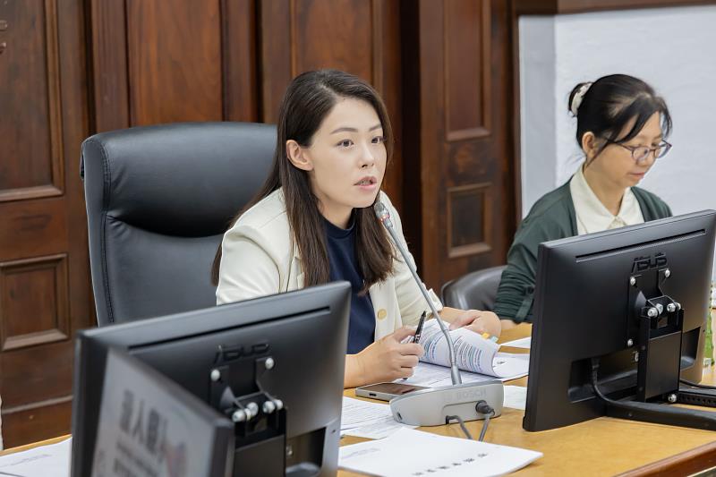 新竹市政府今(14)日召開市務會議,市長高虹安主持。