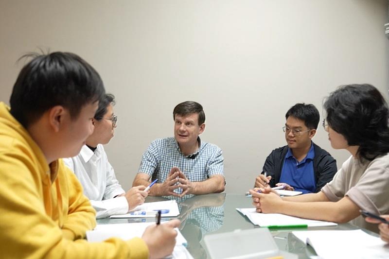 TKB洋碩美語1對5小班外師沉浸式教學。