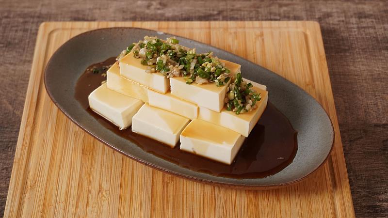 【涼拌蔥鹽豆腐】
