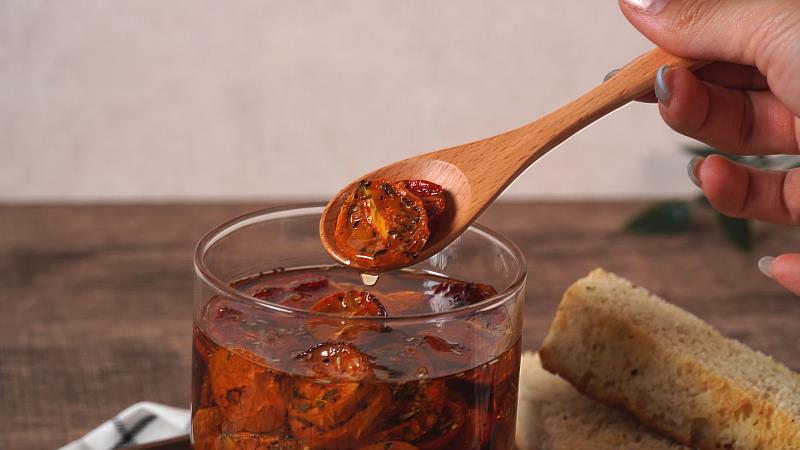 【義式油漬小番茄】