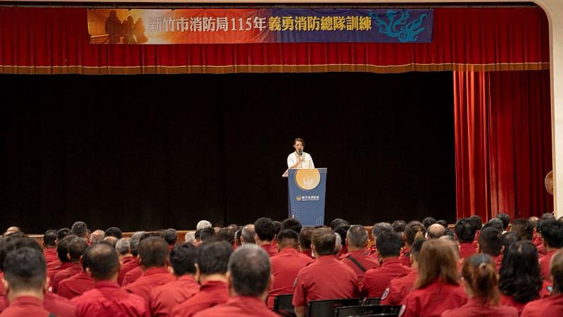 高虹安市長宣布明（116）年度調升警消協勤人員聯誼活動費至2,000元。（活動資料照）