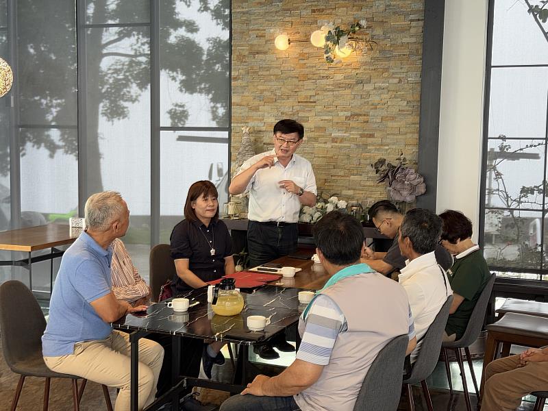 南華大學深化USR實踐，攜手嘉義番路推動永續城鎮發展，郭玉德副國際長分享國際交流翻譯經驗。