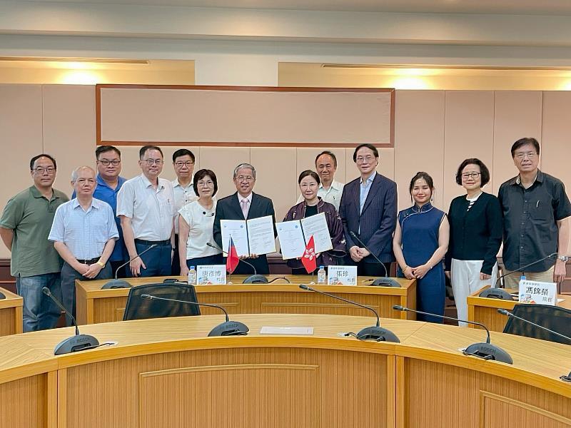 聖約翰科技大學與香港珠海學院簽署合作備忘錄(MOU),攜手培育具國際視野與跨域能力的人才,共同提升高等教育競爭力。