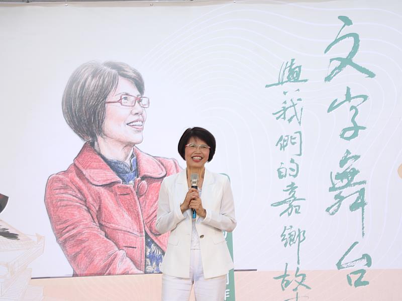 2026嘉義縣文學季開跑 「文字舞台」展現王瓊玲文學與戲劇風華