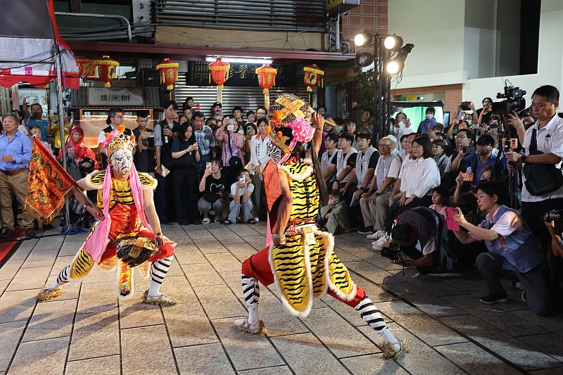 吉勝堂什家將結合嘉頌重奏團,展現在地文化魅力。