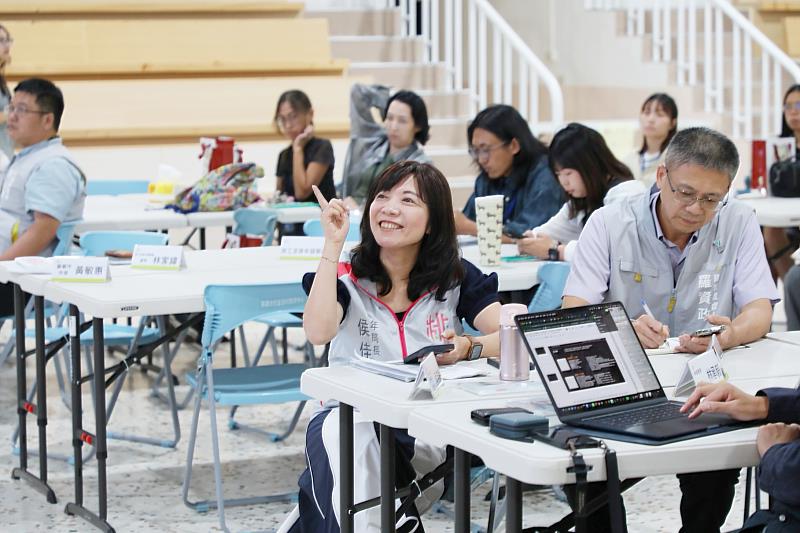 桃園市府青年局長侯佳齡率團隊赴嘉義市交流青創、地方創生經驗。