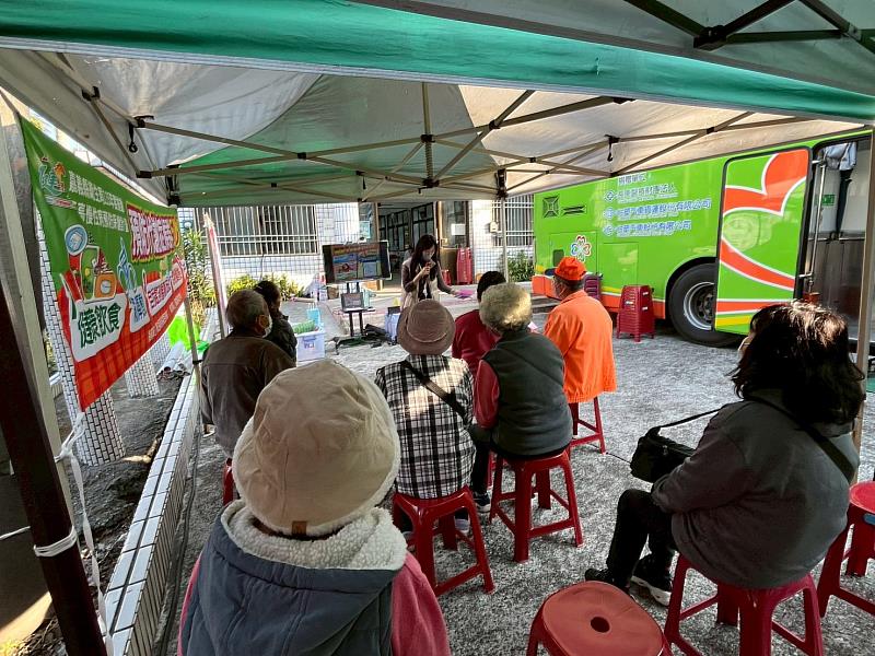 嘉義梅山衛生所巡檢揪出早期癌症，提醒符合資格民眾善用免費斷層檢查。
