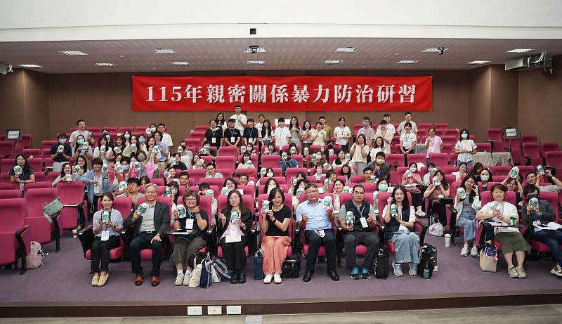開幕式大合影。