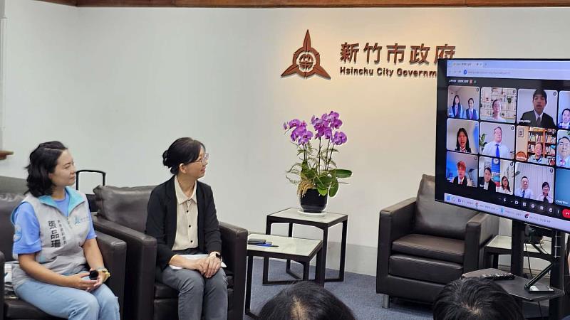 加拿大雙聯學程學生全英語分享學習心得。