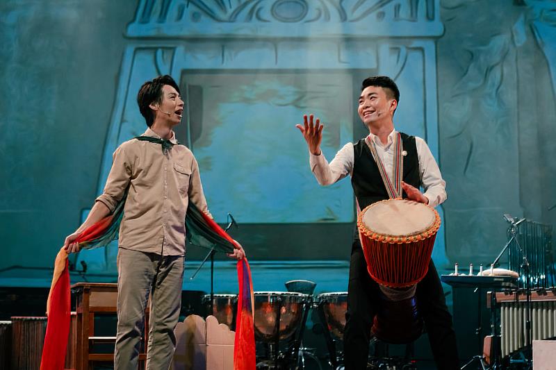 首場由嘉頌重奏團「嘉頌擊樂」演出《親子說書劇場》。