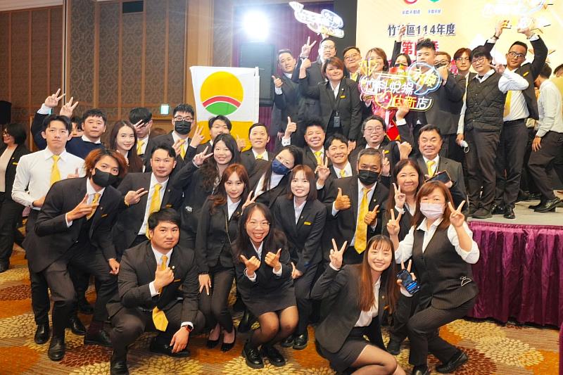 不只彭立宇在永慶不動產發展順遂，夥伴也藉由聯賣與團隊合作，創造出亮眼績效。圖片來源：永慶房產集團