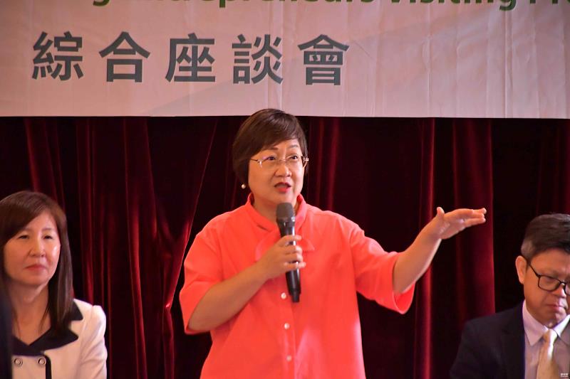 僑務委員會委員長徐佳青致詞。
