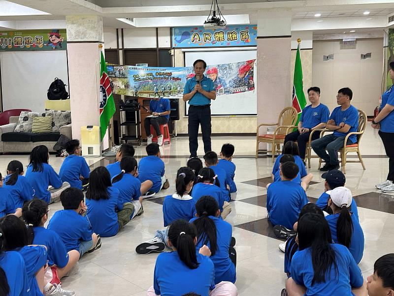 救國團桃園市團委會「馬武督森林探險家」夏令營圓滿落幕,40位學童走進森林探索自然,體驗冒險與成長。