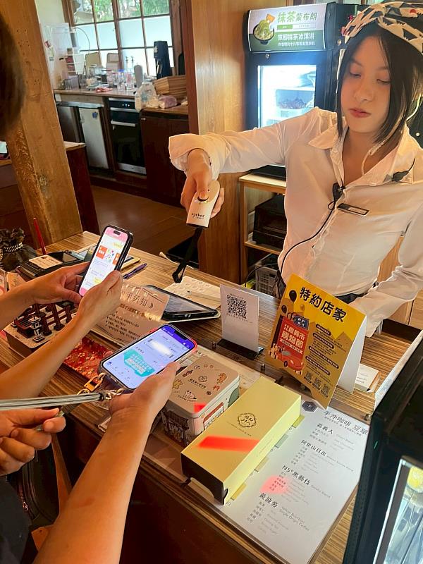 登錄發票綁定載具，再抽載具專屬獎