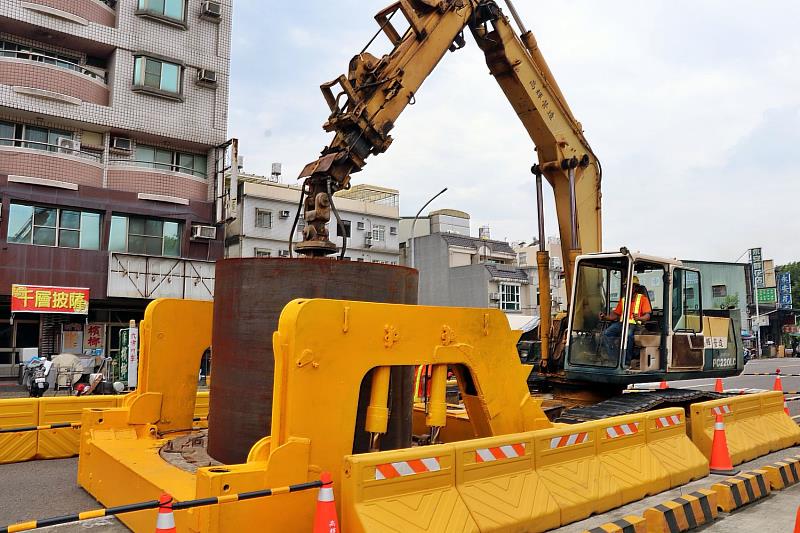 嘉義市污水治理再奪雙項大獎！營運評鑑獲「優等」、職安評鑑奪「特優」。
