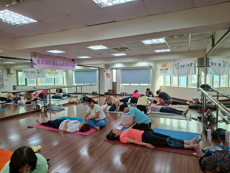 救國團辦理全民瑜珈樂活推廣羅東班結業！ 陪伴宜蘭鄉親找回健康