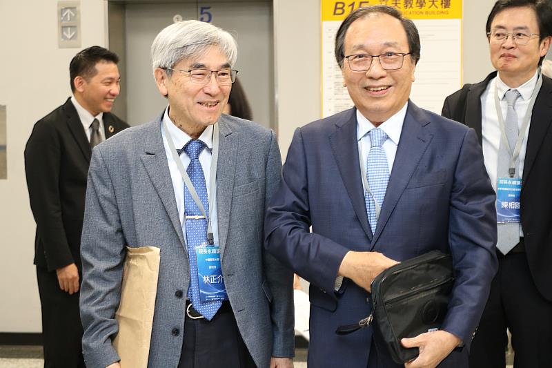 林正介副校長與陳志鴻副召集人會場留影。