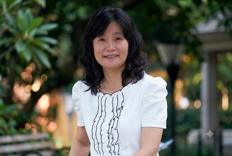 國立臺灣師範大學科學教育研究所許瑛玿講座教授。