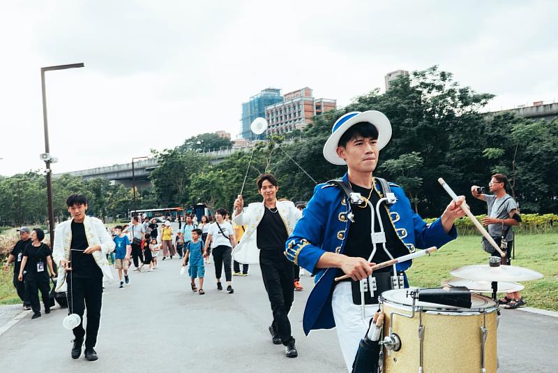 8月1日、2日兩天,將由多組街頭藝術家帶來移動式巡演及定點演出。