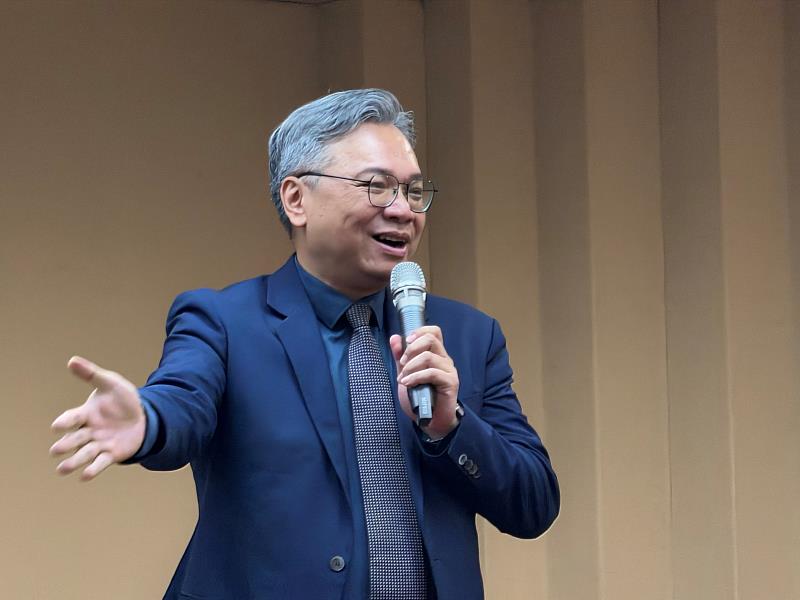 SGS台灣營運總監何星翰表示，透過國際認可的ISO 27001框架，來提升資訊安全是非常重要的。
