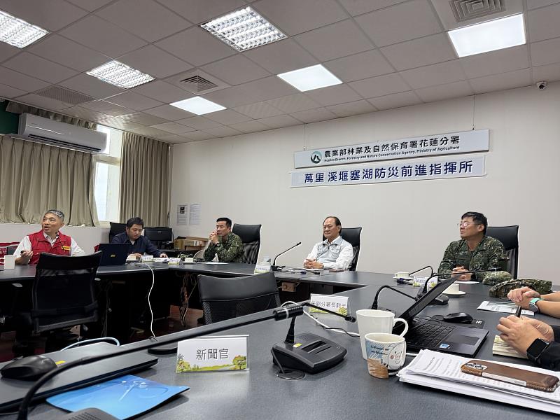 行政院政委季連成蒞臨林保署花蓮分署慰勞。